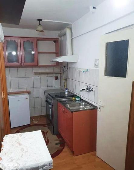 Apartament cu 2 camere în Micro 19