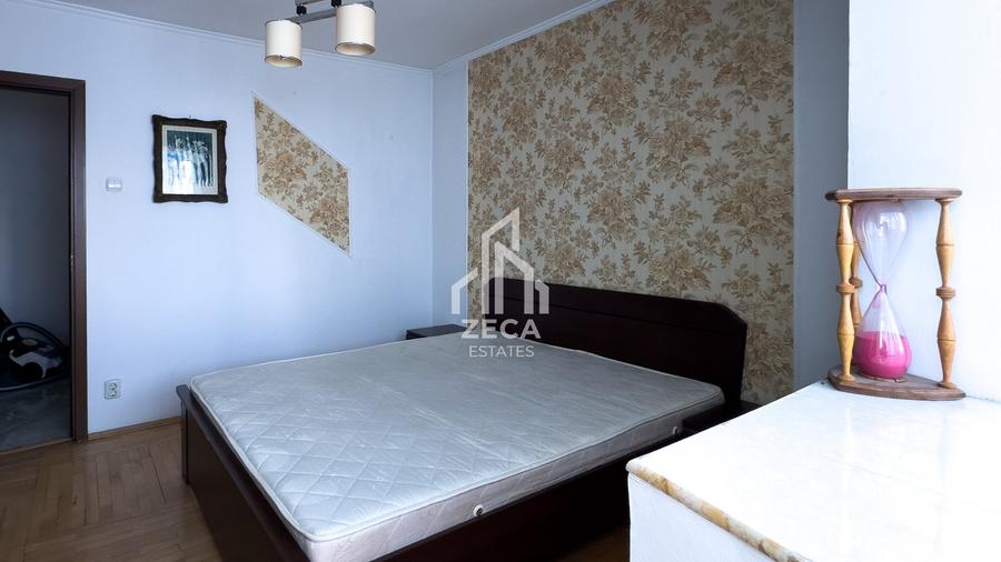 Apartament cu 3 camere decomandat în Politehnica