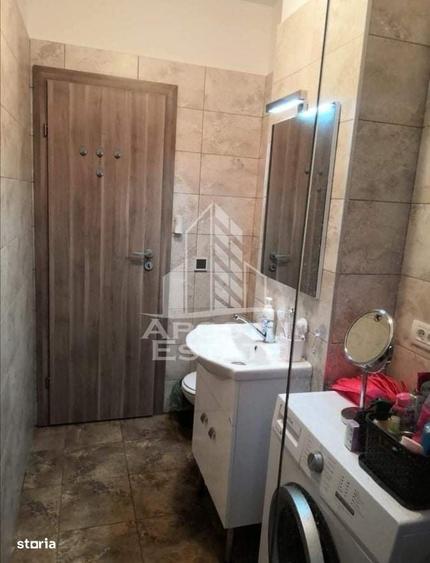 Apartament cu 2 camere semidecomandat în Dumbrăvița — fotografia 2