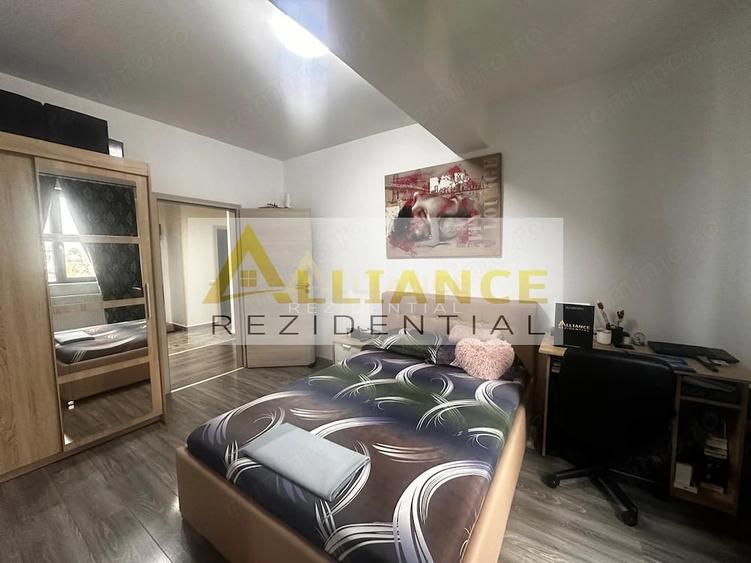 Apartament cu 3 camere decomandat în Berceni