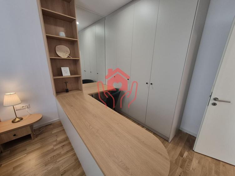 Apartament cu 2 camere semidecomandat, mobilat în Băneasa