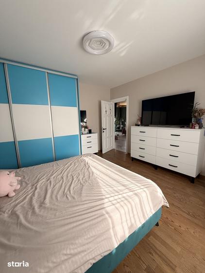 Casă cu 5 camere cu Teren 550 Mp în Tulucești