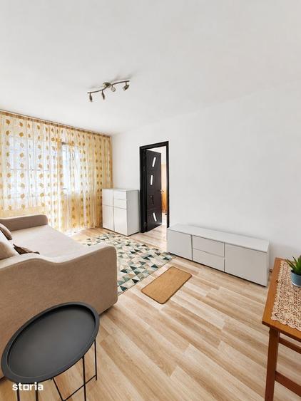 Apartament cu 2 camere, mobilat în Central