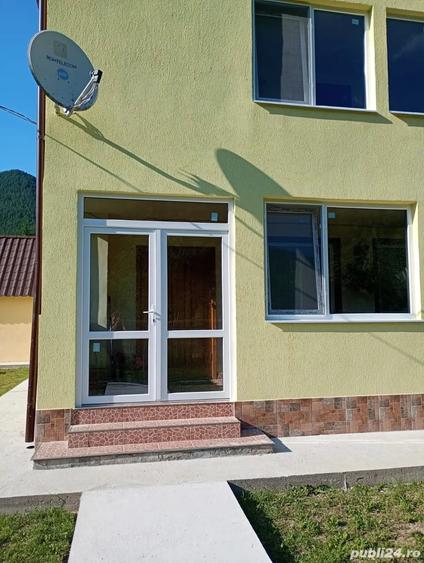 Casă cu 6 camere cu Teren 1500 Mp în Lepșa