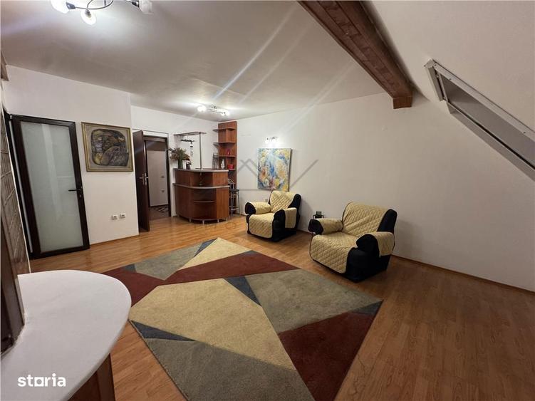 Apartament cu 2 camere decomandat, mobilat în Central