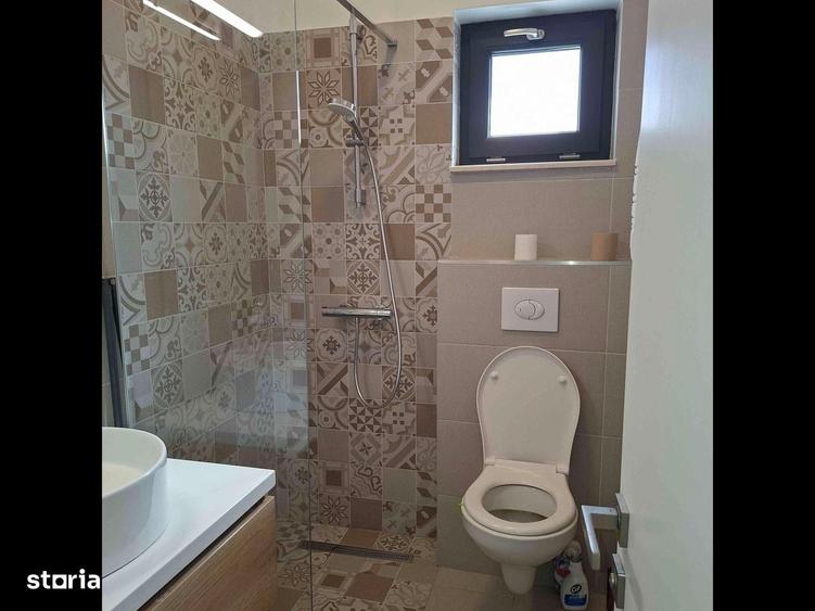 Apartament cu 3 camere în Calea Severinului