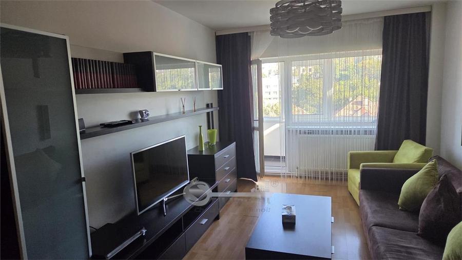 Apartament cu 2 camere decomandat în Gară