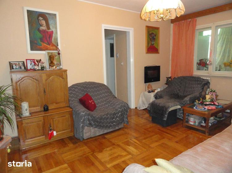 Apartament cu 3 camere în Central