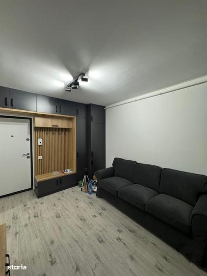 Apartament cu 2 camere în Apărătorii Patriei