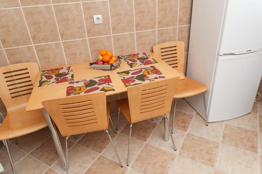 Apartament cu 2 camere decomandat în Crângași