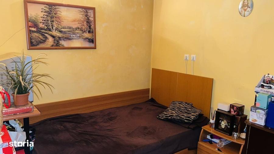 Casă cu 4 camere cu Teren 180 Mp în Dămăroaia