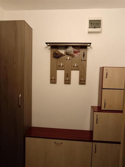 Apartament cu 2 camere semidecomandat, mobilat în Bularga