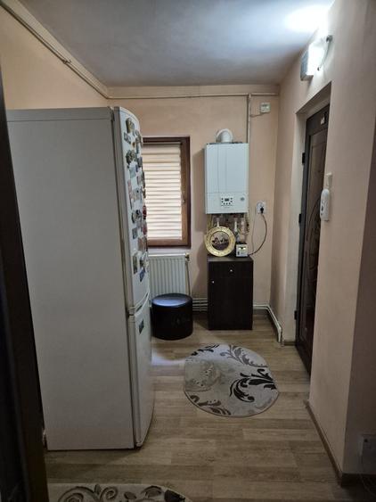 Apartament cu 2 camere decomandat în Morăreni