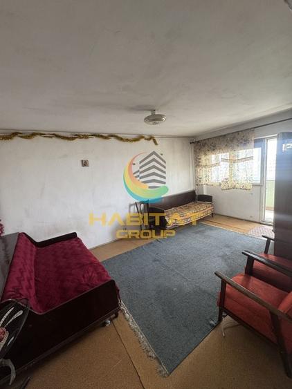 Apartament cu 3 camere decomandat în Lujerului
