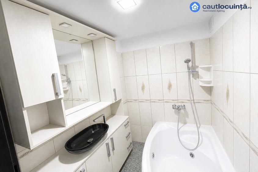 Apartament cu 3 camere semidecomandat, mobilat în Apărătorii Patriei