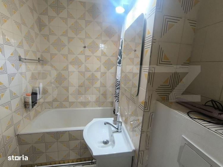 Apartament cu 3 camere decomandat în Bartolomeu