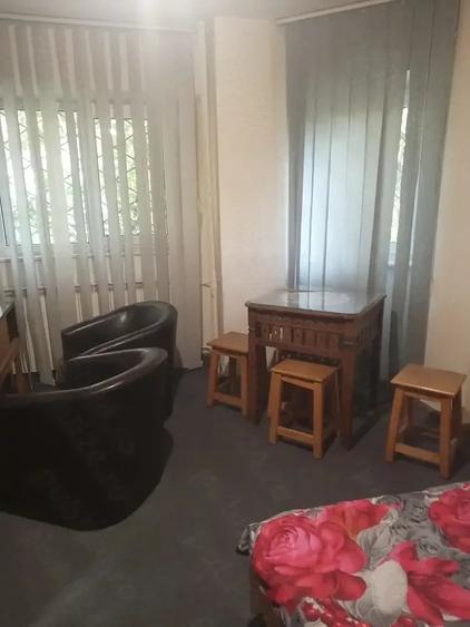 Garsonieră decomandată în Timpuri Noi