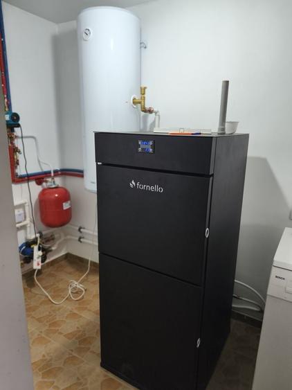 Casă cu 4 camere cu Teren 1000 Mp în Stroiești