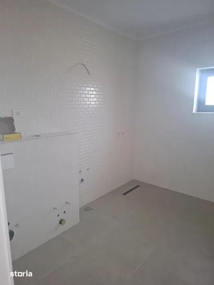 Casă cu 4 camere cu Teren 400 Mp în Cumpăna