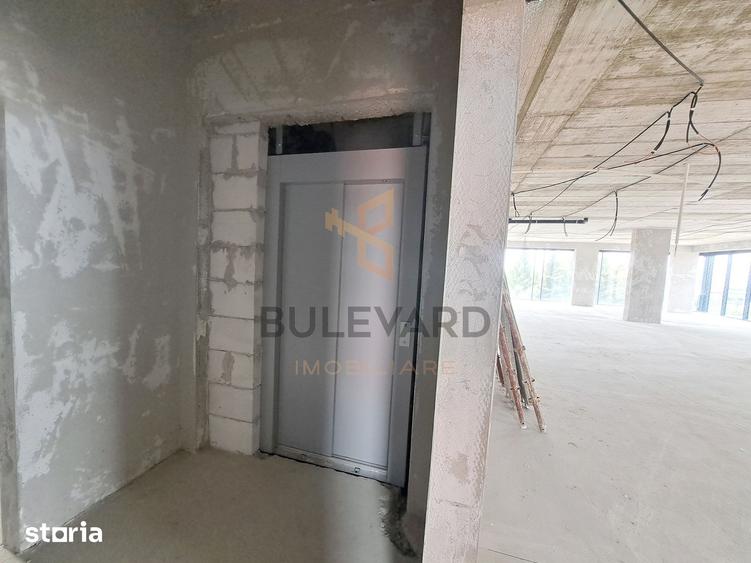 Spațiu comercial, de 1,365 mp, în Apahida