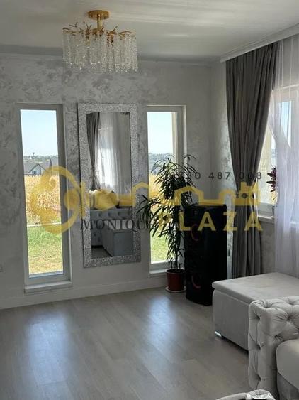 Duplex cu 4 camere cu Canalizare în Exterior Vest