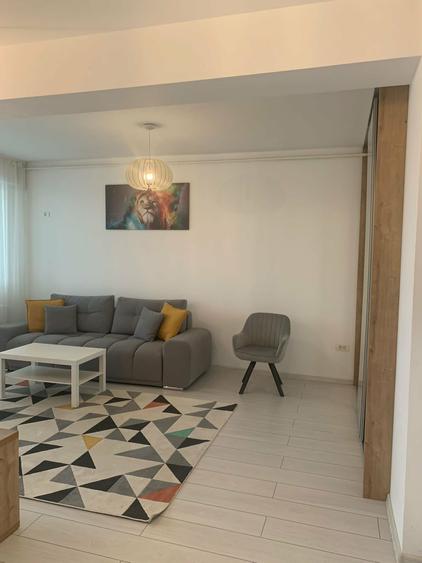Apartament cu 2 camere decomandat în Militari