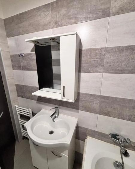 Garsonieră decomandată, mobilată în Chitila