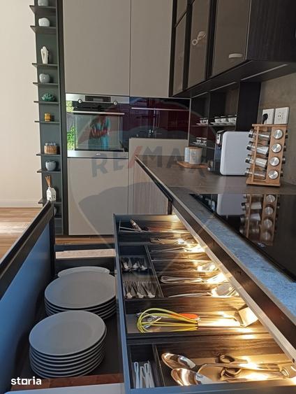 Casă cu 3 camere cu Teren 878 Mp în Central