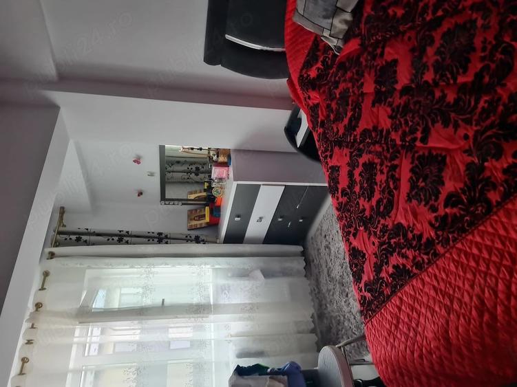 Apartament cu 2 camere semidecomandat în Valea Adâncă