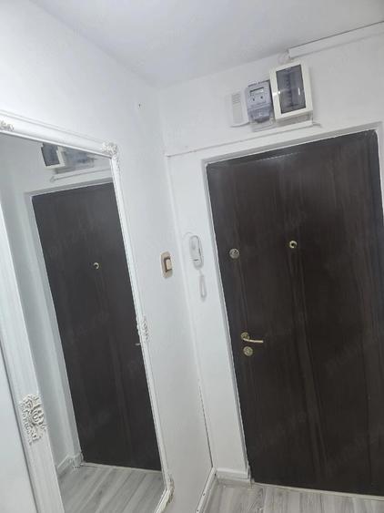Apartament cu 2 camere decomandat în Drumul Taberei