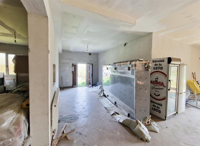 Hotel/Pensiune, de 470 mp, în Petreasa