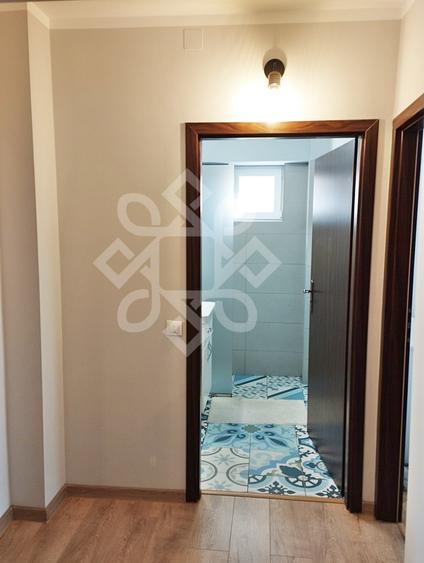 Apartament cu 3 camere decomandat, mobilat în Decebal