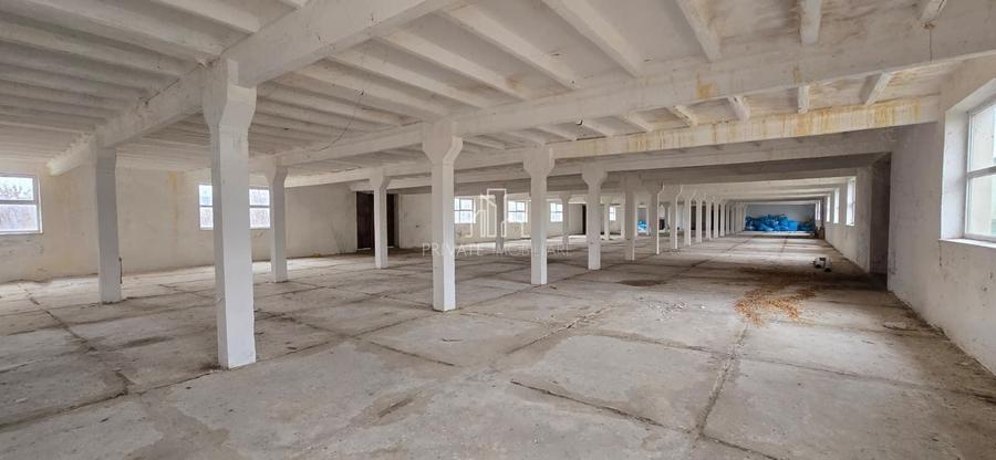 Spațiu industrial, de 1,097 mp, în Exterior Nord