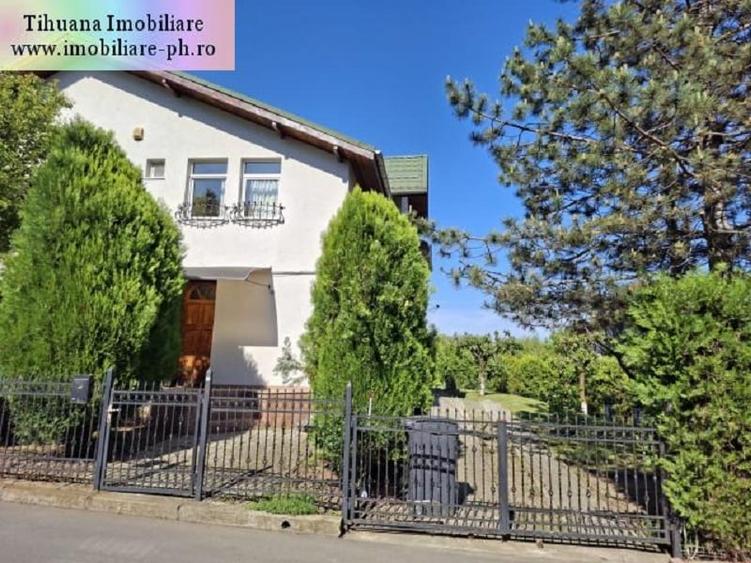 Casă individuală cu 4 camere cu Canalizare în Periferie
