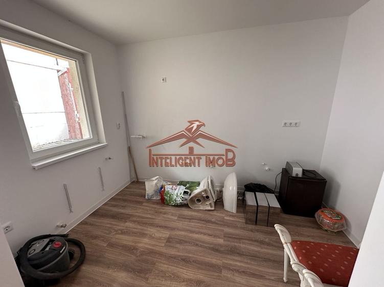 Duplex cu 4 camere cu Canalizare în Șelimbăr