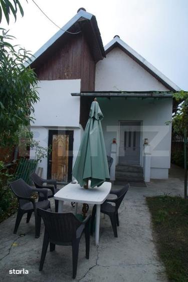 Liniste, spatiu -casa primitoare cu curte mare, gata de mutare, in Cam - 1
