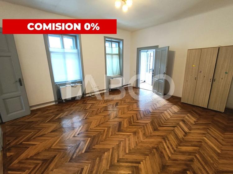 Apartament cu 2 camere nedecomandat în Central