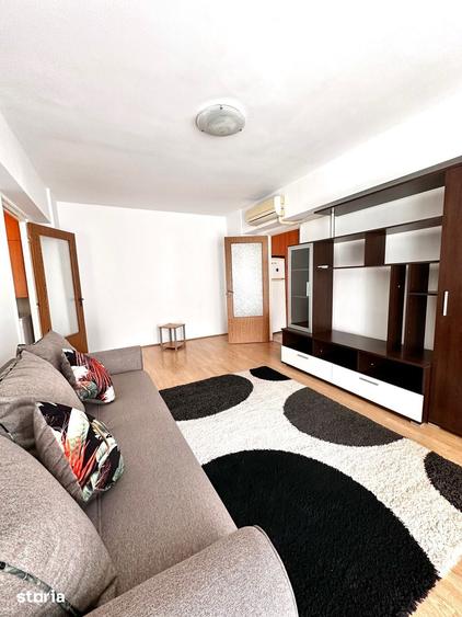 Apartament cu 2 camere semidecomandat în 1 Decembrie 1918