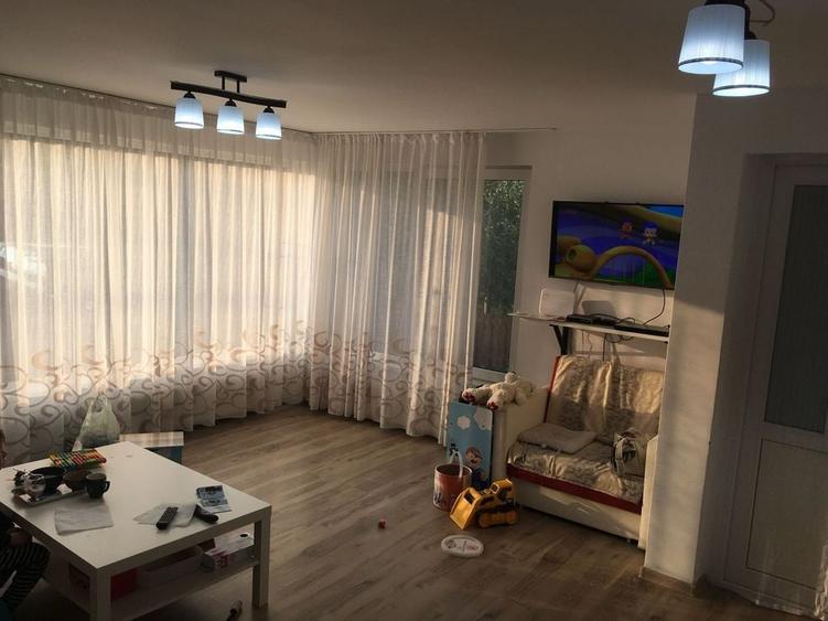 Casă cu 4 camere în Cetatea