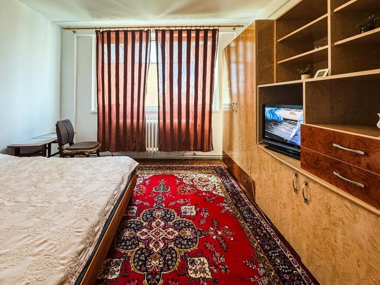 Apartament cu 2 camere semidecomandat, mobilat în Gheorgheni