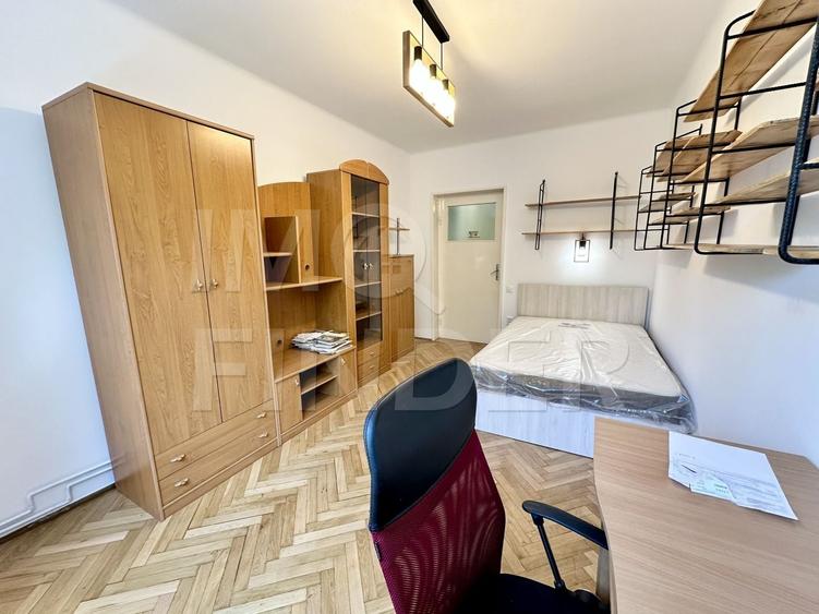 Apartament cu 3 camere decomandat, mobilat în Central