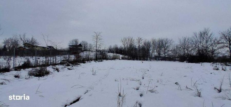 Teren de 1830 mp, în Central