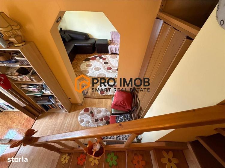 Casă cu 4 camere decomandat în Mărăcineni