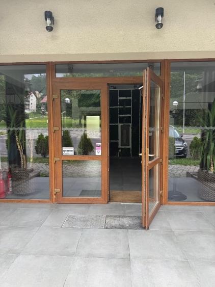 Casă cu 5 camere cu Teren 663 Mp în Central