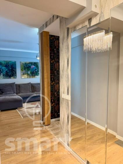 Apartament cu 3 camere semidecomandat, mobilat în Borhanci