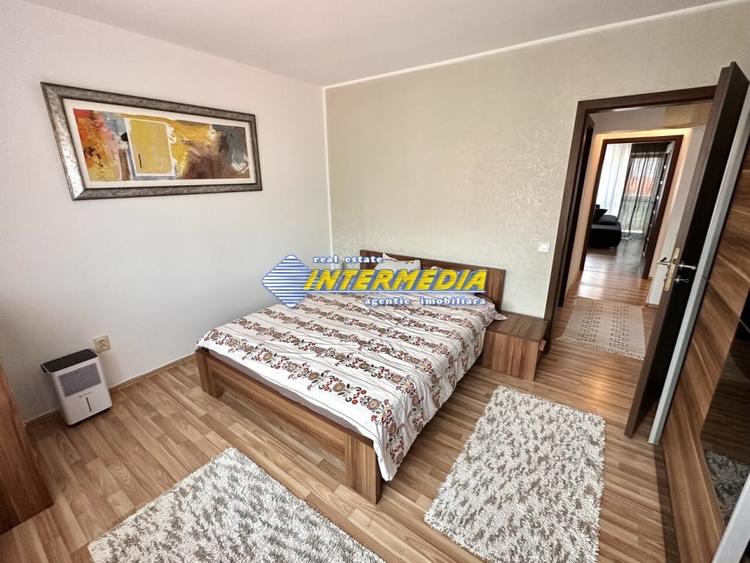 Apartament cu 2 camere decomandat, mobilat în Central