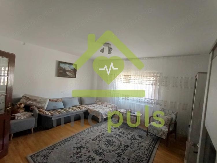 Casă cu 4 camere cu Teren 390 Mp în Vest