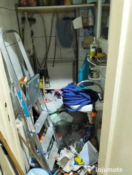 Apartament cu 3 camere decomandat în Primăverii