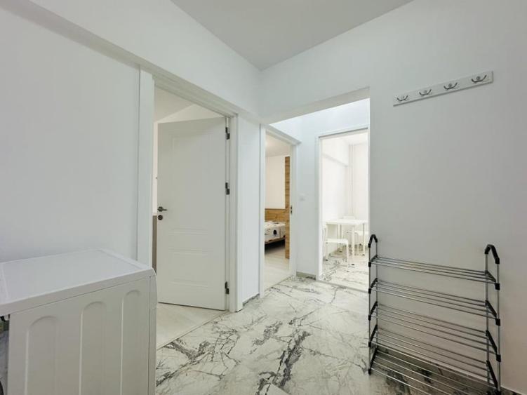 Apartament cu 2 camere decomandat în Basarabia