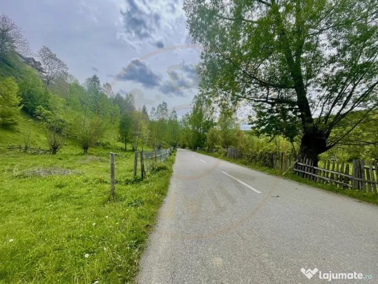 Teren de 839 mp, în Valea Doftanei